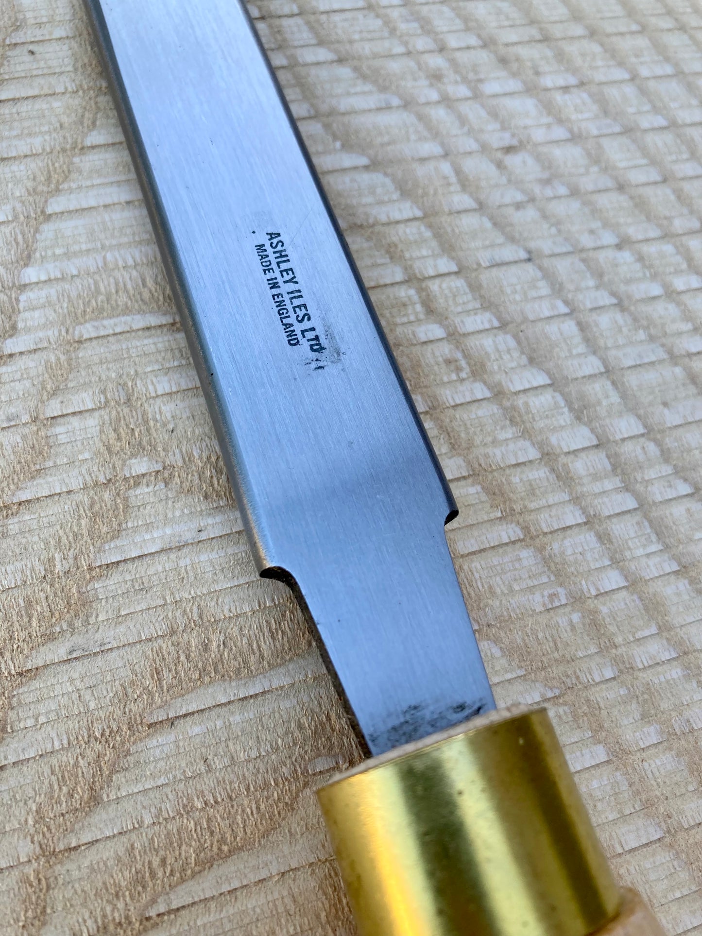 Ashley Iles - 1" Skew Chisel