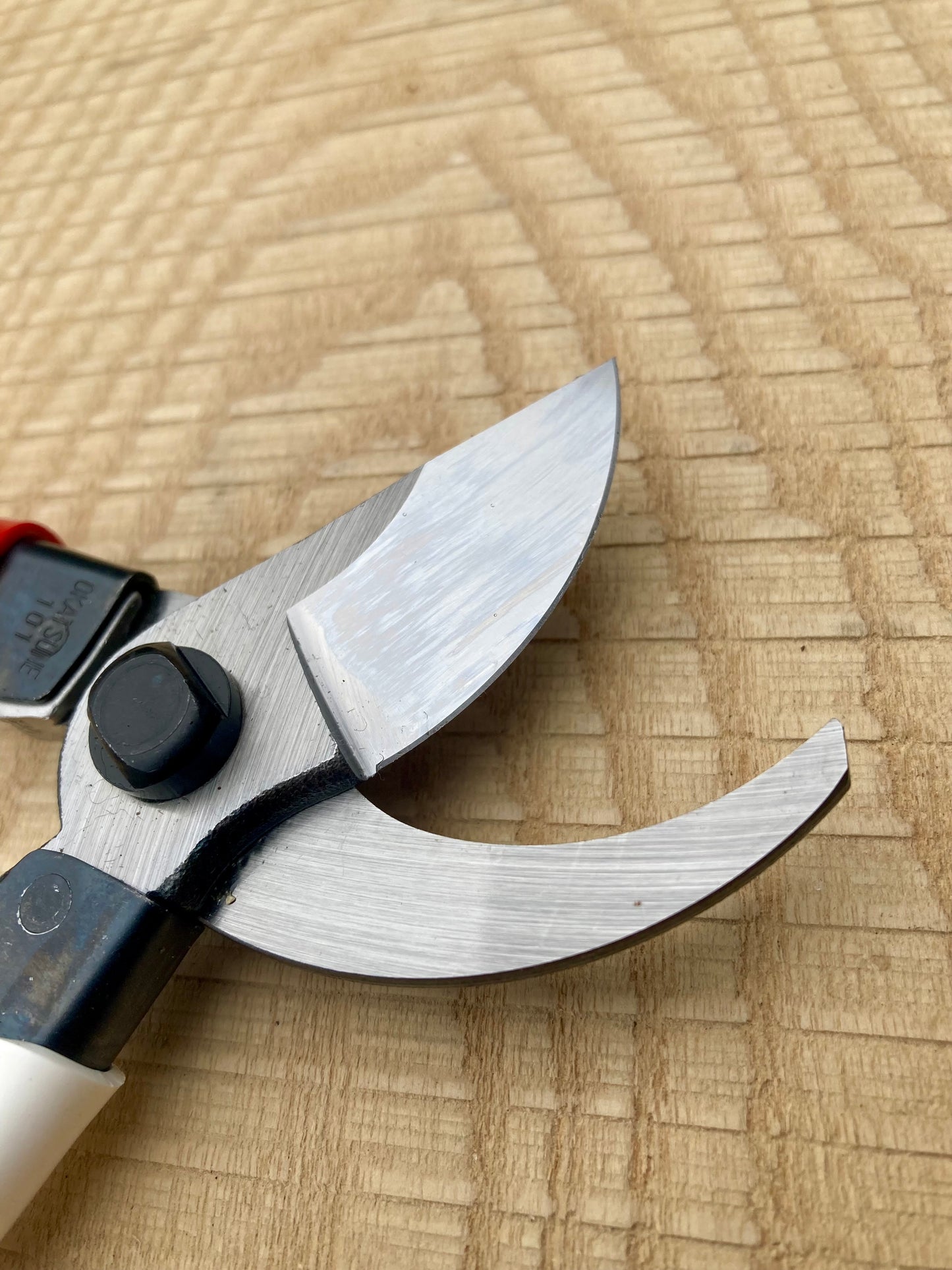 Okatsune Secateurs - Small