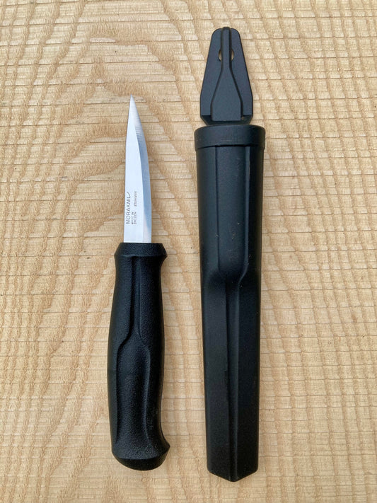 Mora - Basic Knife